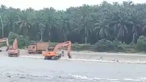 GALIAN-C-Suasana-aktivitas-galian-C-diduga.jpg