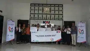 dua-desa-dan-satu-kelompok-tani-dan-ternak-di-Cilacap-terima-bantuan-Rp400-juta-dari-PT-KAI.jpg