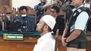 Terpidana-kasus-penembakan-pelajar-SMKN-4-Semarang-Robig-Zaenudin-resmi-dipindahkan-dari.jpg