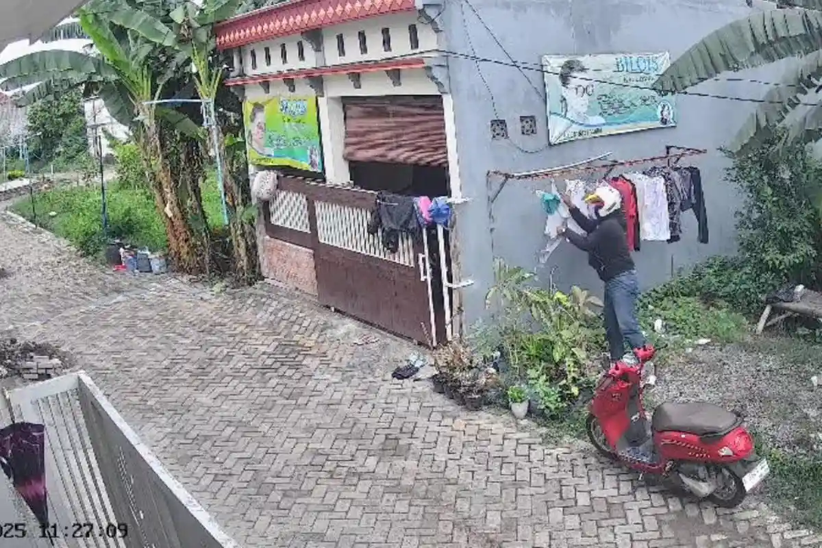 Pria Iseng Terekam Mencuri Pakaian Dalam Wanita di Gresik, Warga Malu Melapor Ke Polisi