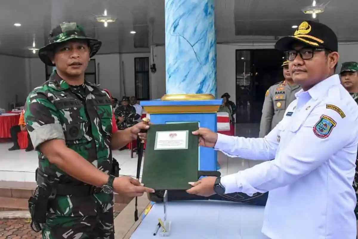 Pjs Bupati Raja Ampat Anhar Akib Kadar Pimpin Upacara Pembukaan TMMD Ke-122 