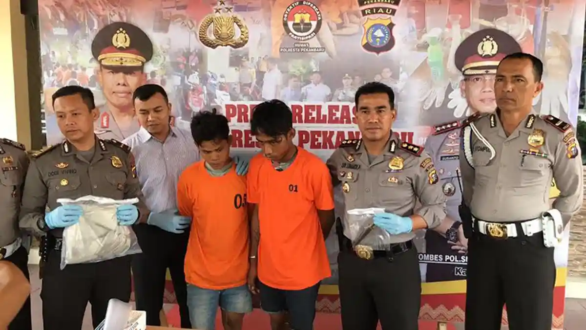 Sambil Mengancam, Dua Buruh Kasar Cabuli Korban di Rumahnya