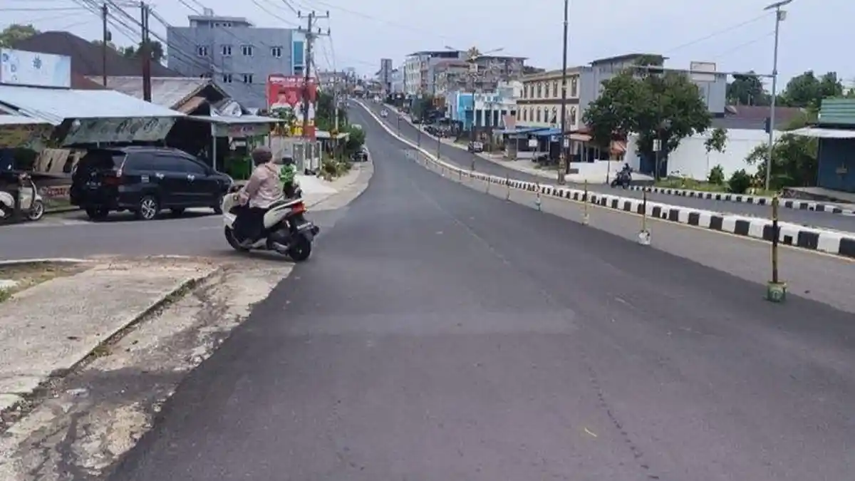 Akses Jalan di Belitung yang Mulus dan Makin Nyaman, Wisatawan yang Berkunjung Diuntungkan