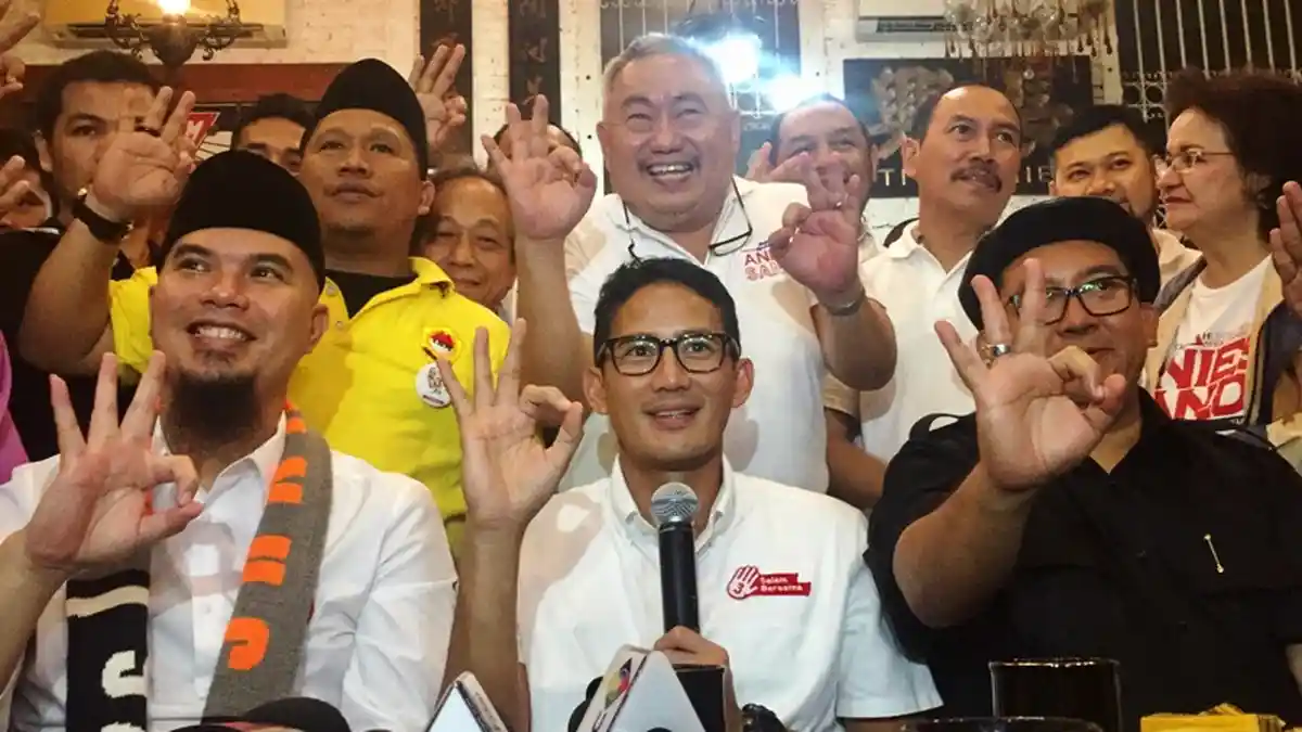 Berkunjung ke Pantai Indah Kapuk, Sandiaga Dinasihati seorang Kakek