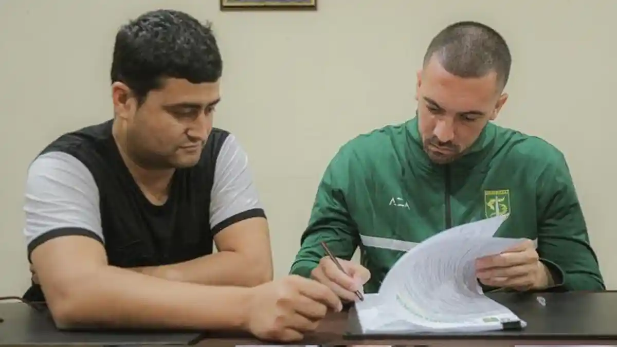 Dusan Stevanovic Disebut Rekrutan Ideal Persebaya Surabaya, Aji Santoso Ungkap Alasannya