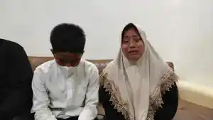 Khairani-Anwar-38-ibu-dari-Muhammad-Habib-kiri-siswa-SMA-MAN-1.jpg