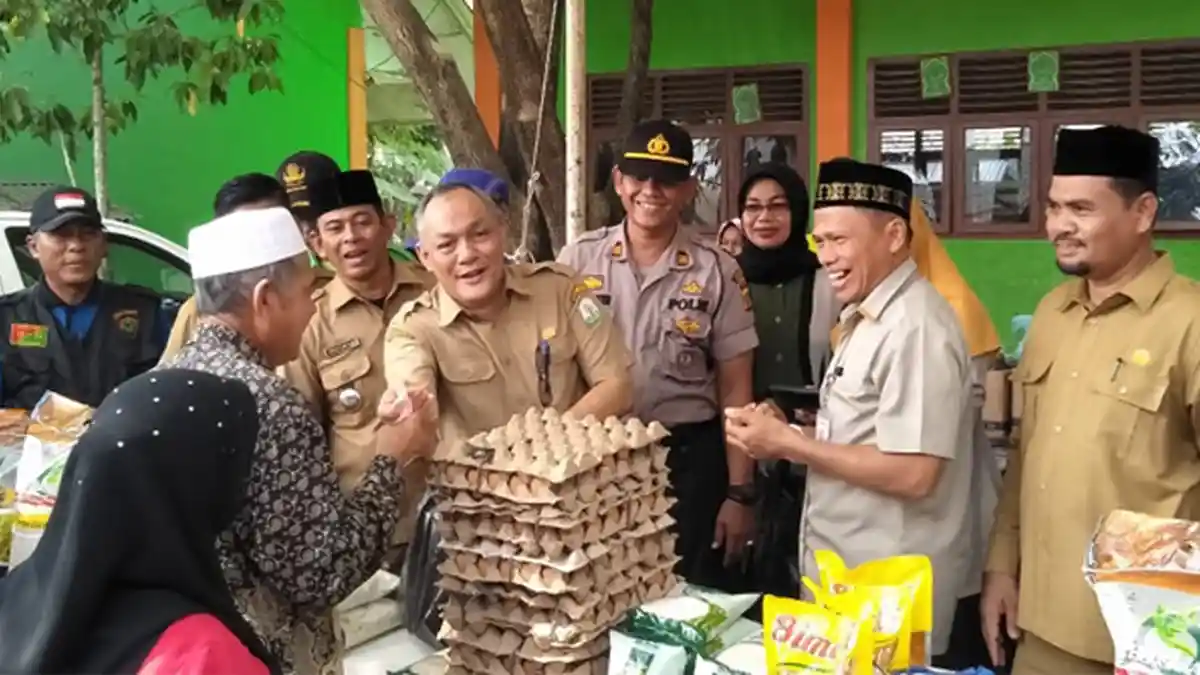 Pemerintah Aceh Beri Subsidi Harga Rp 3.000 untuk 4 Komoditi yang Dijual di Pasar Murah