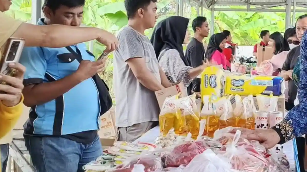 Tak Diproduksi di Banggai, Harga Minyak Goreng Jadi Atensi TPID