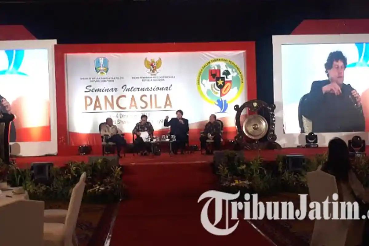 Musyawarah Mufakat Jadi Konsep Penting dalam Pancasila, Pakde Karwo: Nilai Tidak Bisa Dikuantifikasi