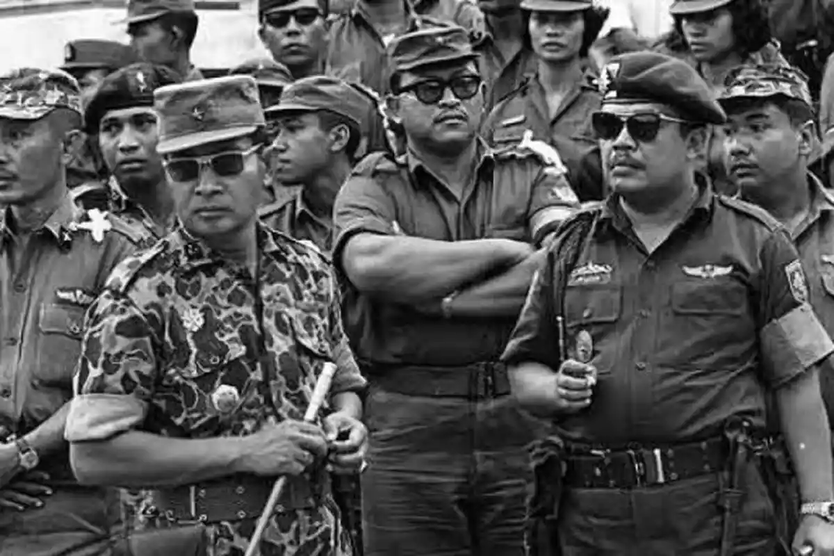 Soeharto Langsung Arahkan Pistol ke Muka Jenderal TNI, Bermula dari Penangkapan Orang-orang PKI