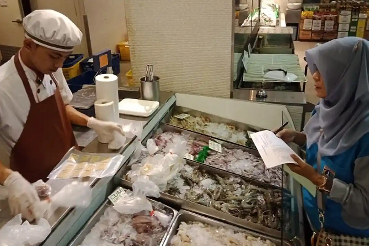 Marak Makanan Mengandung Formalin dan Boraks, Sudin KPKP Jaktim Ambil 78 Sampel di 6 Pasar