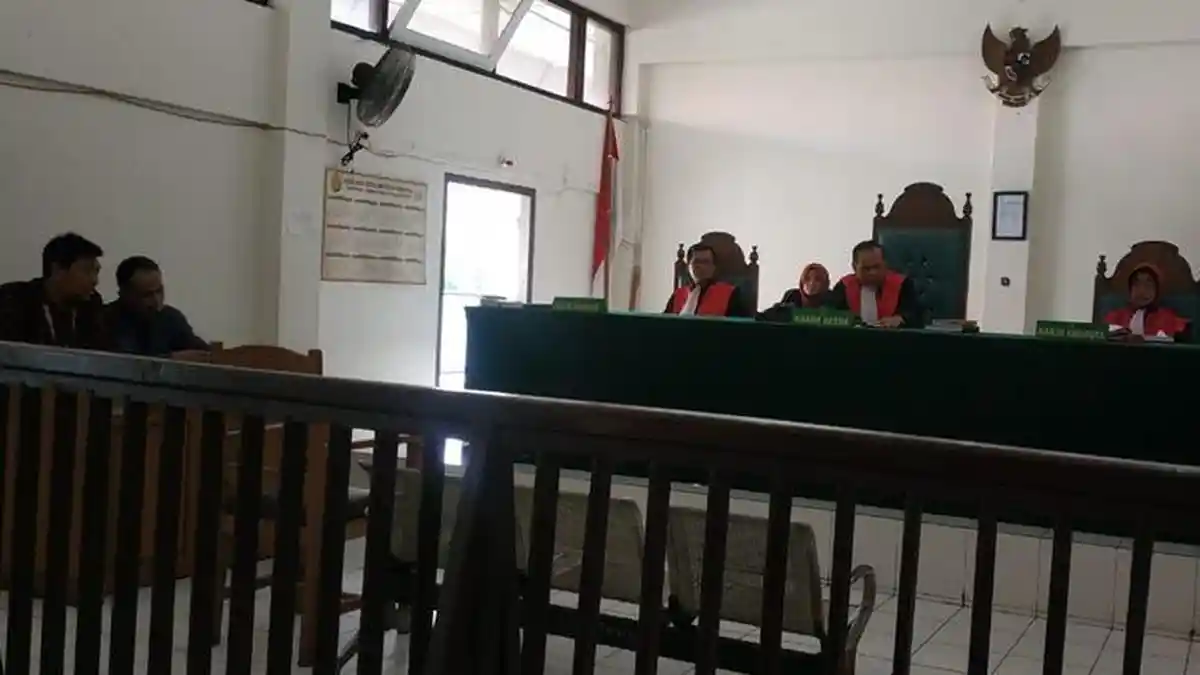Ayah dan Anak Rebutan Rumah Sampai ke Pengadilan