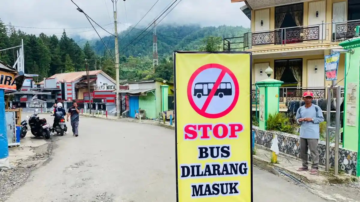Buntut Bus Terjun Jurang, Bus Dilarang Naik Melebihi Area Pasar Objek Wisata Guci Tegal