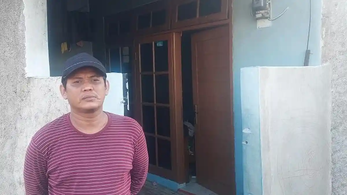 Berada Tepat di Samping Depo Plumpang yang Terbakar, Rumah Milik Sutrisno Masih Utuh