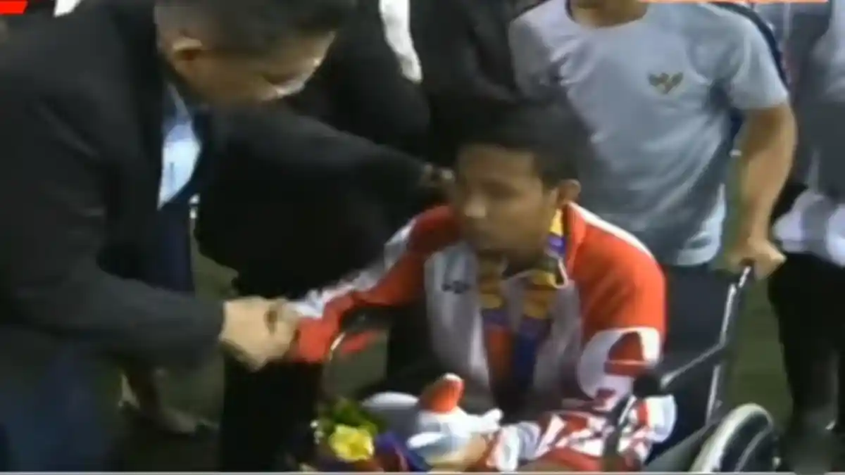 Evan Dimas: Maaf Kami Belum Bisa Membahagiakan Kalian, Trimakasih