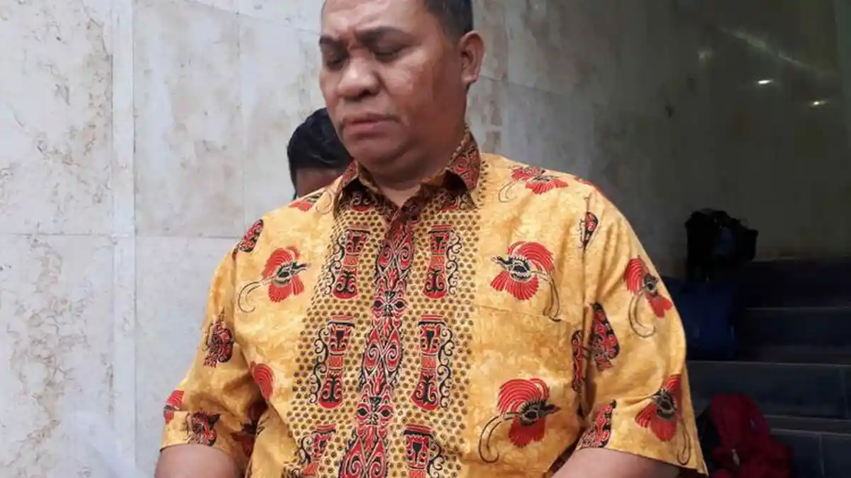 MA Tolak Kasasi Roy Rening, Tetap Berlaku Hukuman 4 Tahun 6 Bulan - Pos ...