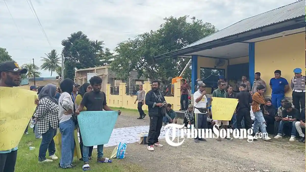 Aksi Dukungan Pembebasan Tersangka Penambangan Emas Ilegal