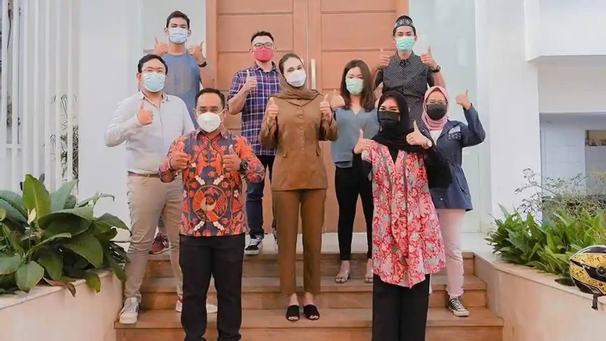 Jumlah Gaji Luna Maya yang Kini Jadi Ketua RT Terungkap, Nindy Ayunda Langsung Panggil Begini