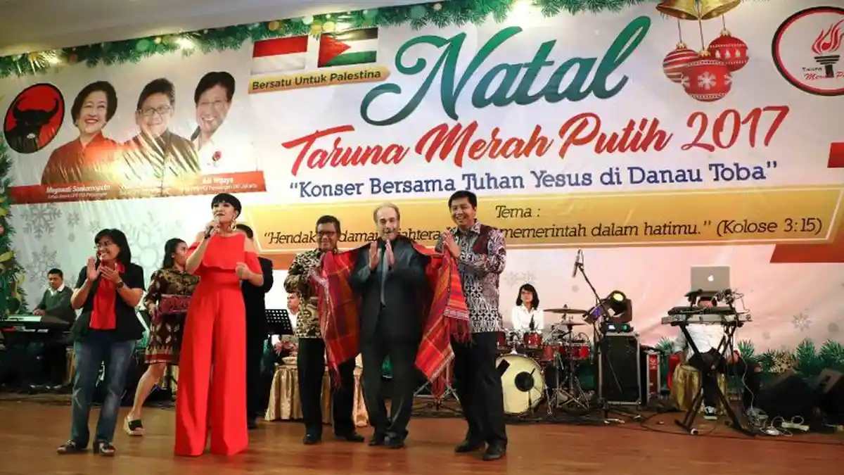 Sekjen PDI: Perayaan Natal Momentum Membangun Persaudaraan Dunia