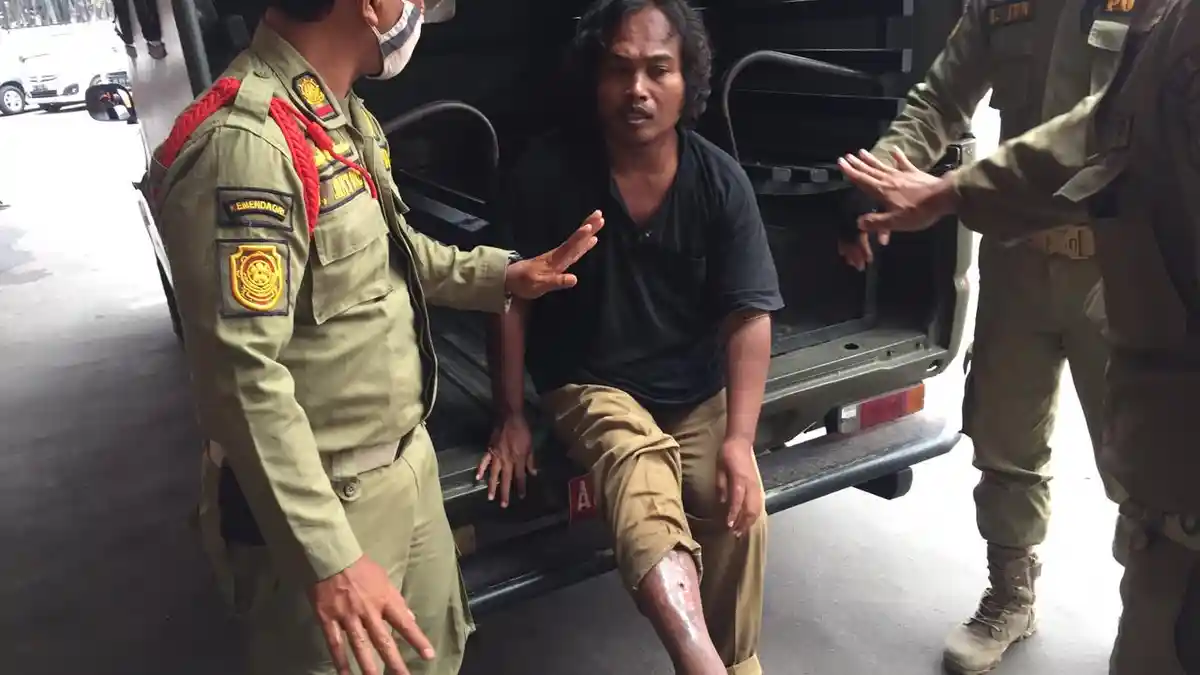 Teriakan 'Aku Setengah Edan' dari WC Kagetkan Takmir Masjid Al Muslimun, Ternyata ini yang Terjadi