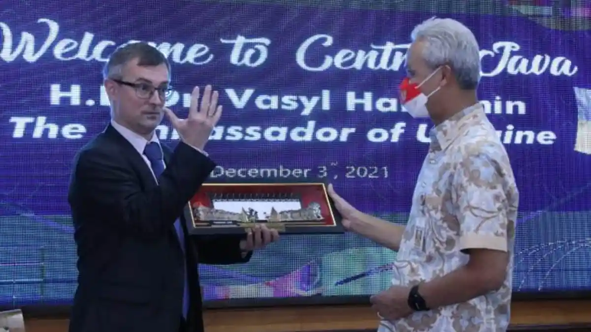 Ganjar Kagum Dubes Ukraina Paham Sejarah Gadjahmada, Diponegoro, Joyoboyo, hingga Ronggowarsito