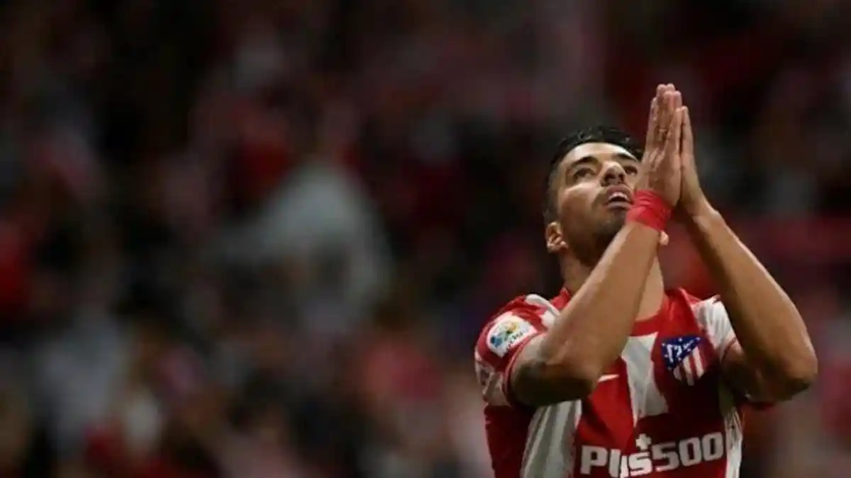 Luis Suarez, Urungkan Niatnya untuk Pindah ke Arsenal