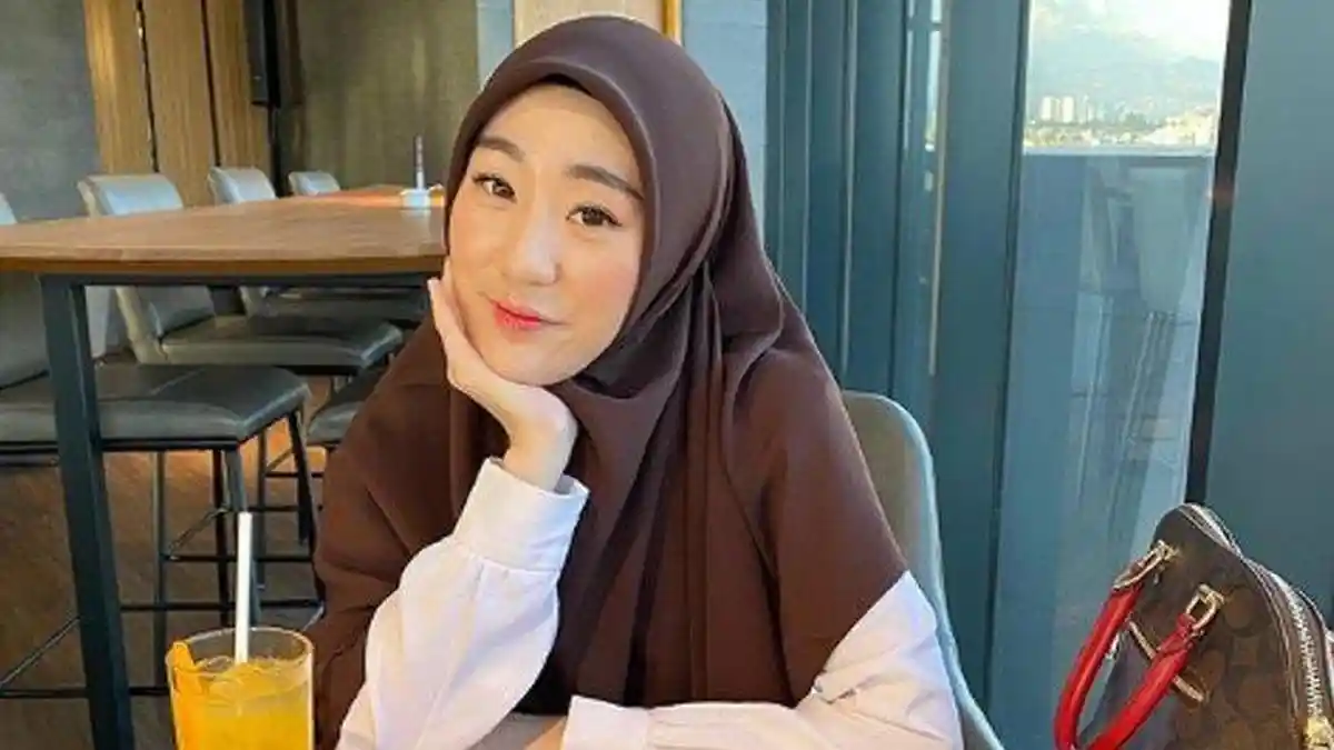Dituding Murtad Hingga Tak Pernah Sholat,  Sahabat Larissa Chou Beberkan Fakta yang Sebenarnya