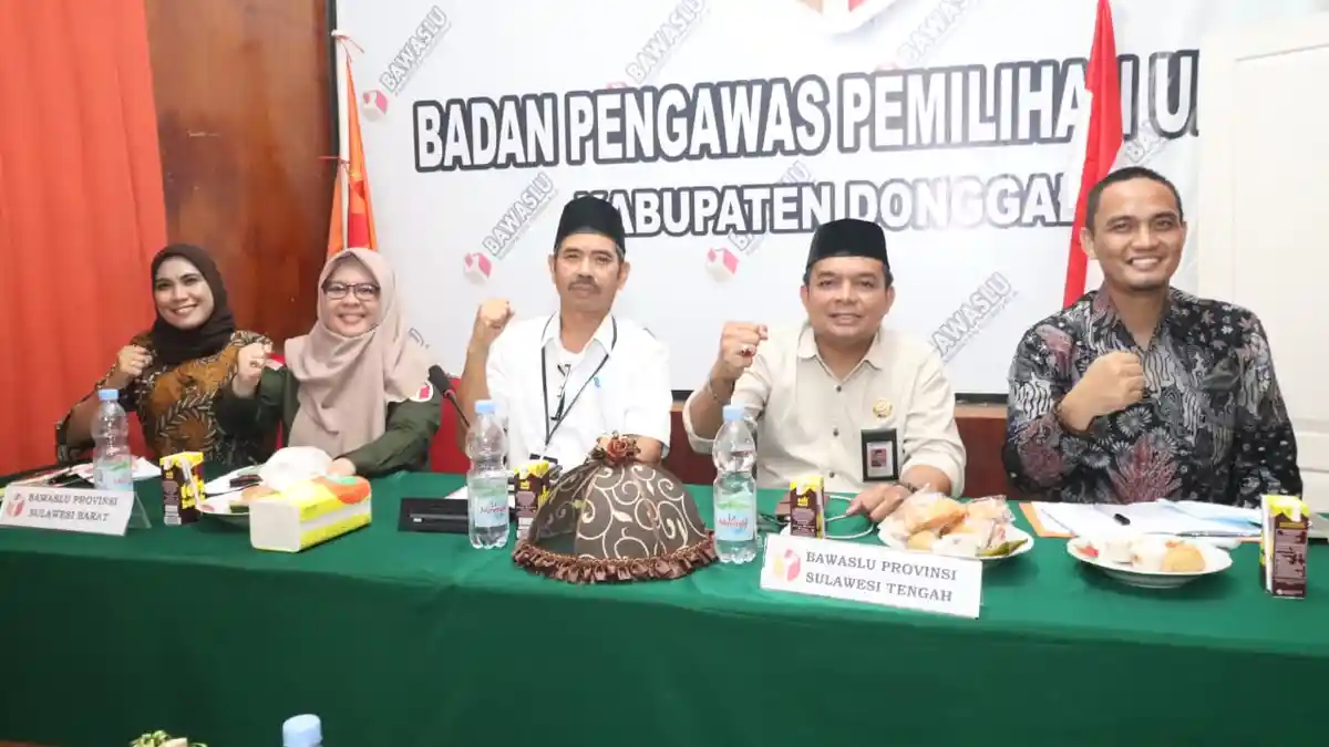 Bawaslu Sulteng dan Sulbar Bahas Hak Pilih Masyarakat di Tapal Batas