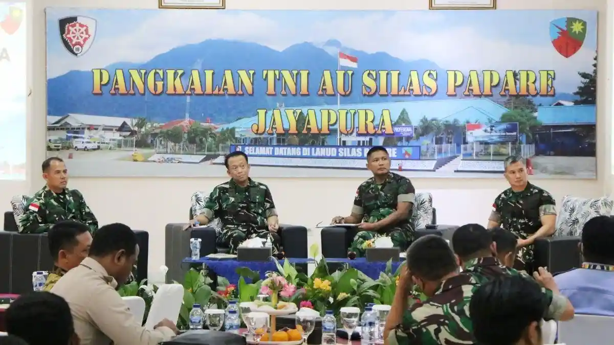 Forum Group Discussion Lanud Silas Papare dengan Sintelau dan Stakeholder Bandara Sentani