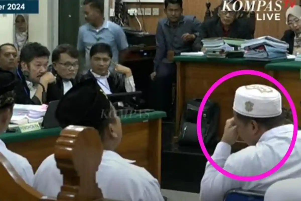 Tangisan Hadi Saputra Ungkap Kekejian Iptu Rudiana Cs, Berdarah-darah Dipaksa Minum Air Kencing