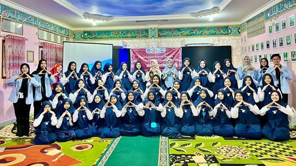 Mahasiswa Ilmu Komunikasi UIN Raden Fatah Palembang Hadirkan Edukasi Pengutamaan Bahasa Negara