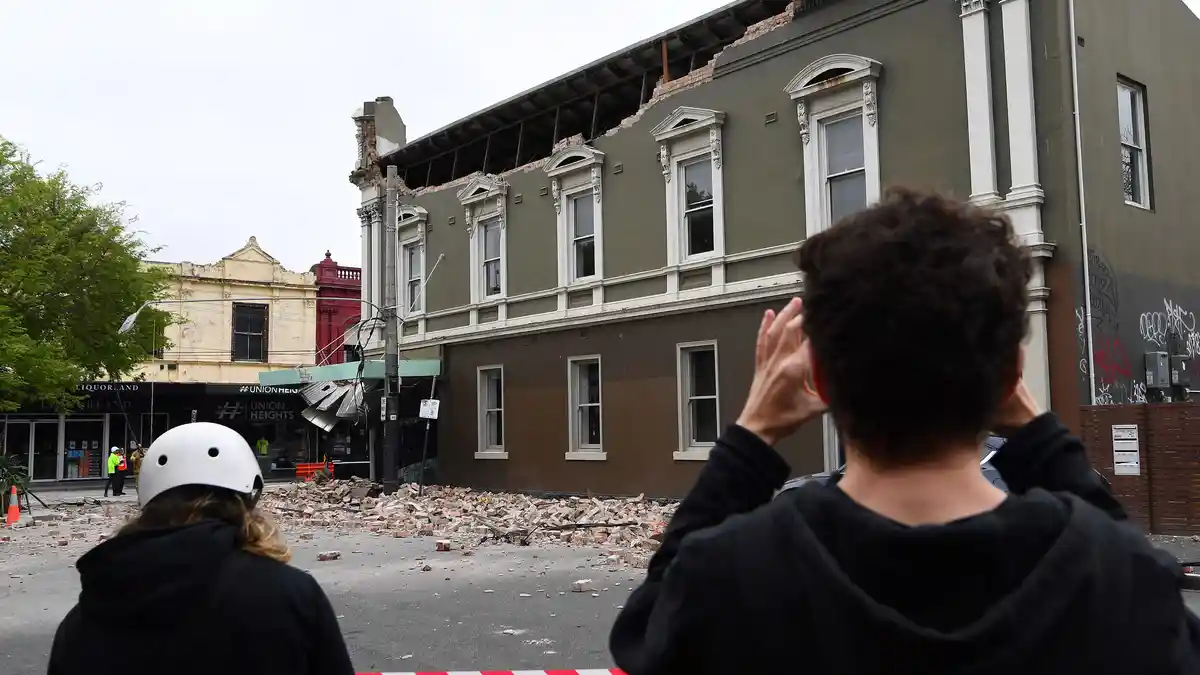 Berita Foto : Gempa Langka Guncang Australia - gempa-magnitudo-6-guncang-melbourne_20210922_145744.jpg