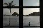 Menikmati Matahari Terbenam di Labuan Bajo