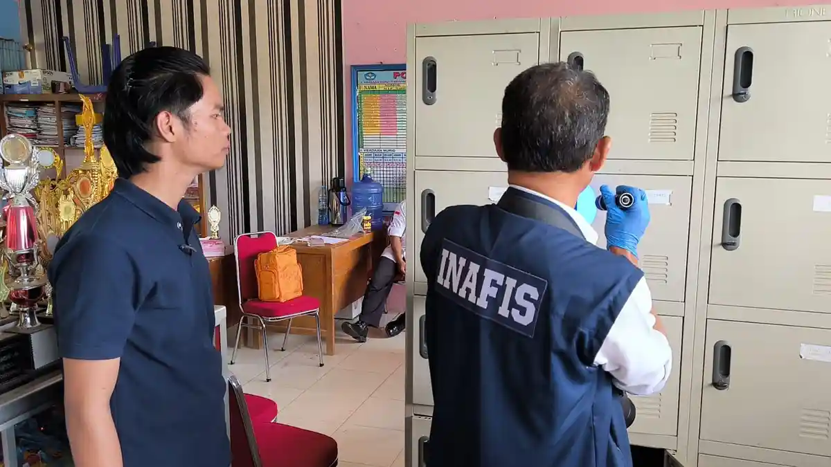 Polisi Selidiki Pencurian 10 Chromebook dan 3 Kipas Angin di SDN 041 Lemo Polman