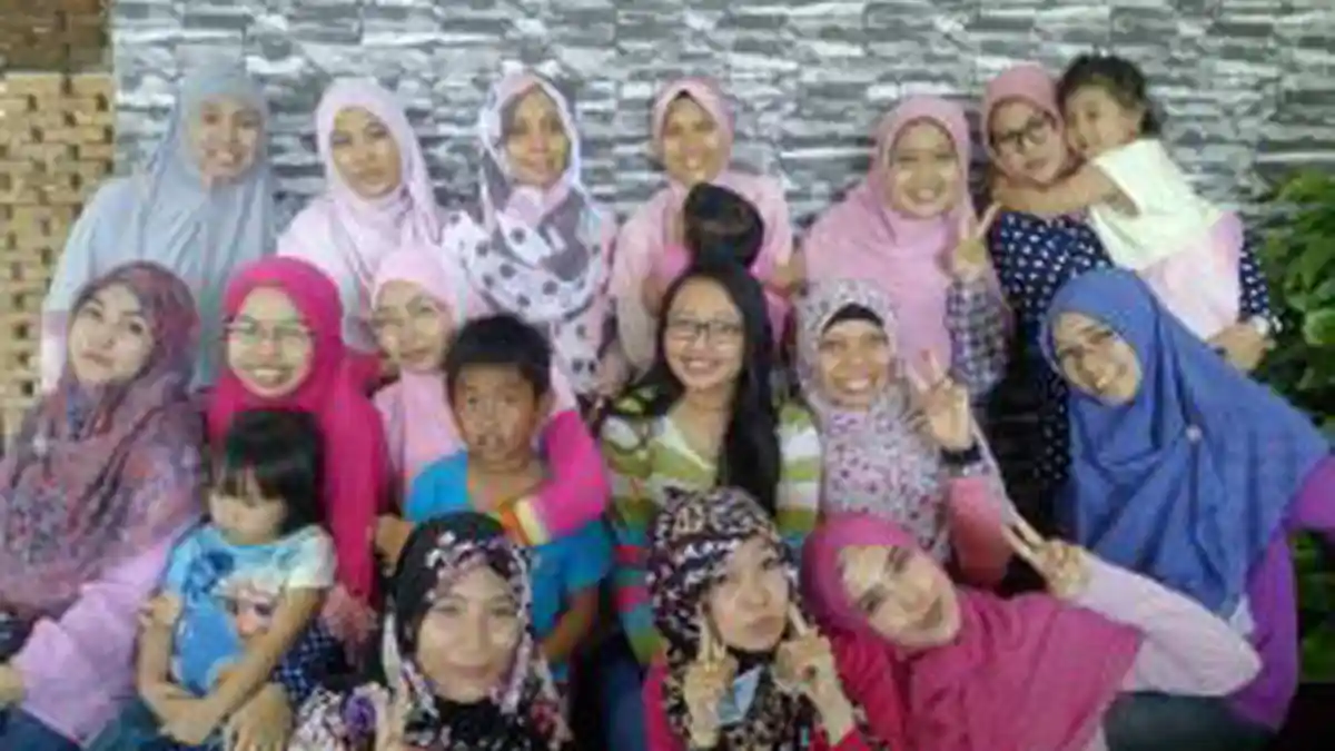 Di Sini Tempatnya Perkumpulan Fotografer Cewek