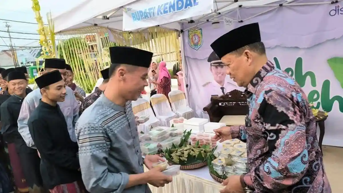 Guyub Rukun Warga Kaliwungu Kendal dalam Tradisi Weh-wehan Menyambut Maulid Nabi