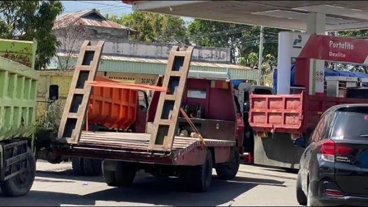 Trik Rahmat Bahsoan sang Sopir Truk Hindari Antrean Panjang Pengisian Solar di SPBU Gorontalo
