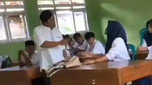 Viral-video-oknum-kepala-sekolah-Lampung-Selatan-marahi-murid-hingga-menangis.jpg