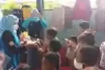 Anak-anak Korban Banjir Terima Layanan Trauma Healing