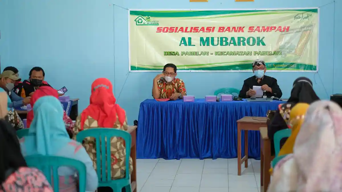 Ide Cemerlang Pemdes Pabelan Semarang Bayar BPJS Kesehatan Warga Pakai Duit Bank Sampah