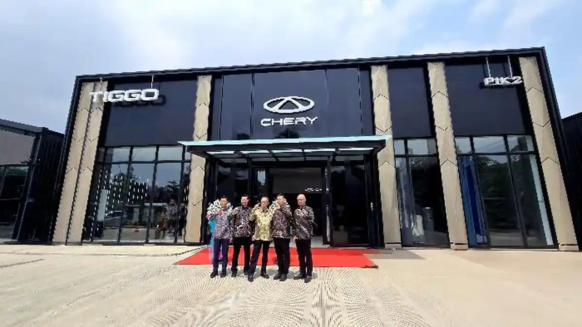 Chery Resmikan Diler ke-56 di PIK 2, Dilengkapi Layanan 3S untuk Mobil Konvensional dan Listrik