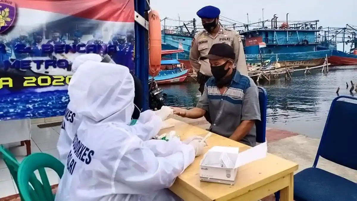 Polairud Buka Layanan Rapid Test Antigen Gratis di Pelabuhan Kaliadem