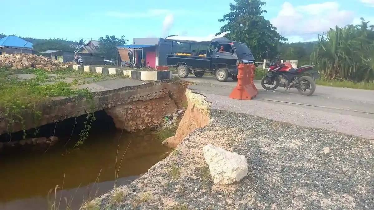 Jembatan Rusak di Bobong Taliabu Tak Diperbaiki Berbulan-bulan 