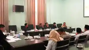 Rapat-Dengar-Pendapat-RDP-yang-membahas-perkembangan-pengelolaan-Perumda-Panglungan.jpg