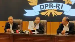 20250905-Gaji-DPR-RI-dipangkas.jpg