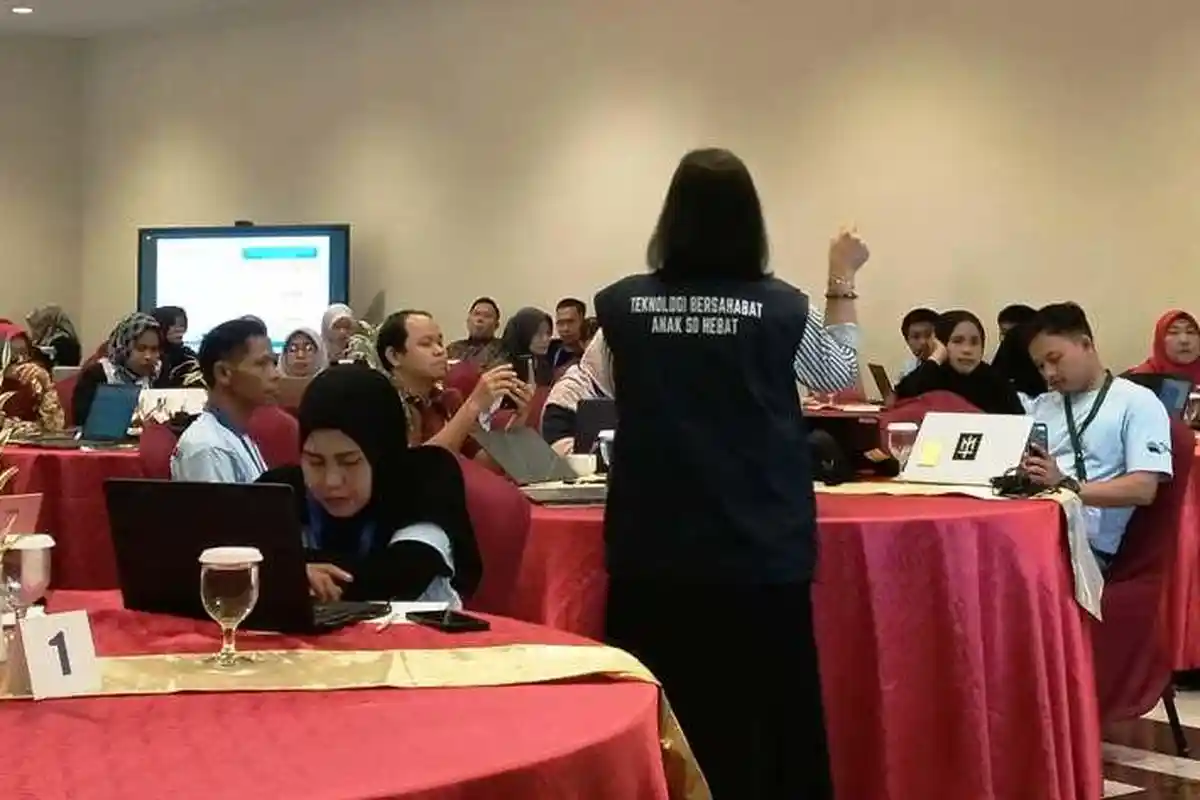 Papan Interaktif Digital Mulai Didistribusikan ke Beltim, Disdik: Tak Ada Sekolah Prioritas 