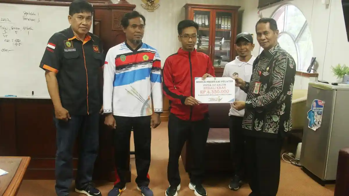 Pemkab Penajam Paser Utara Beri Bonus Atlet Berprestasi di POPDA XII Kabupaten Paser