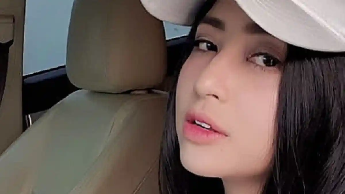 Sapi Kurban Ditolak Ketua RT, Dewi Perssik: ART Saya Juga Nggak Bego!