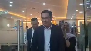 ridwan-kamil-senyum-bahagia.jpg