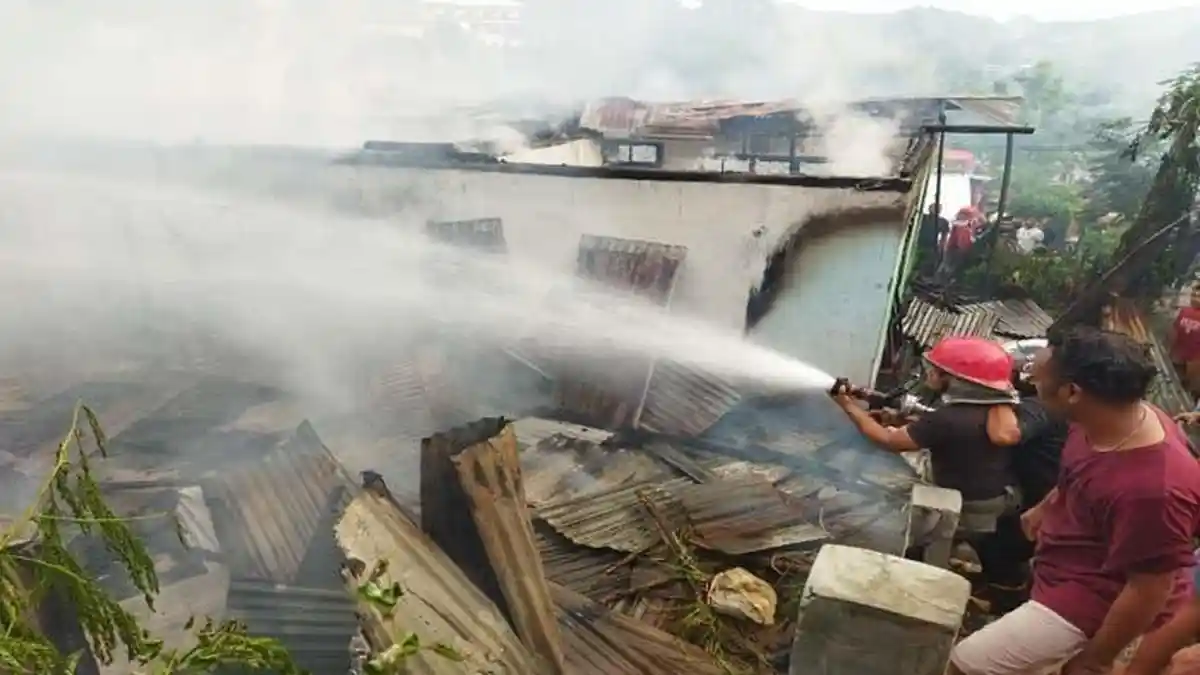 Rumah Terbakar di Labuan Bajo, Saksi: Mama Kos yang Teriak